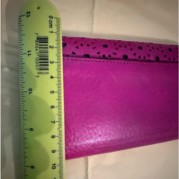 Kate Spade Kari Berry Laser Cut Perry Lane Leather Wristlet convertible Wallet - Picture 6 of 10